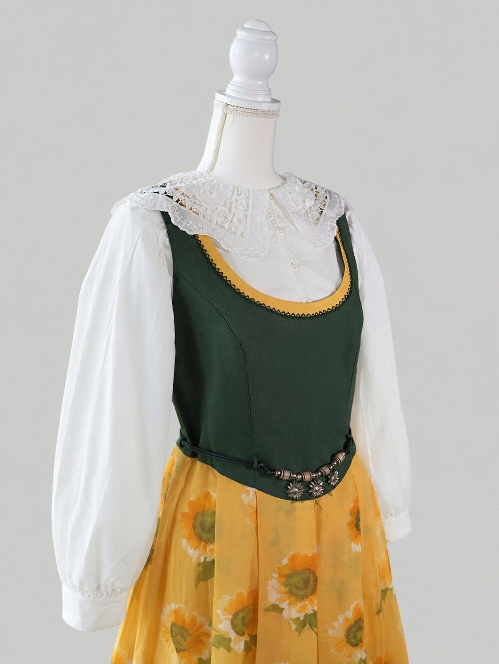 Vintage Sunflower Print Dress, Dirndl, Cottagecore, Whimsy, Fairycore, Bohemian